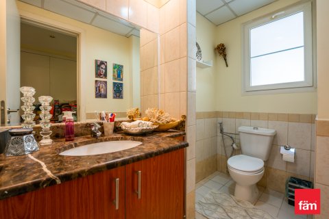 Vilë në Dubai, Emiratet e Bashkuara Arabe 2 dhoma gjumi, 172.5 m2. № 680028 - Foto 19