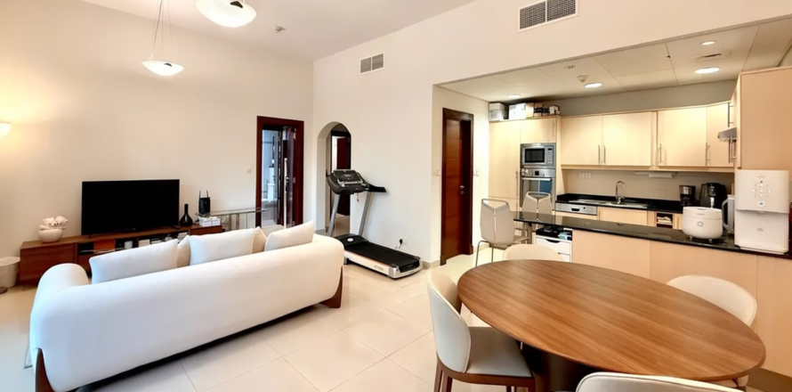 Wohnung in Dubai Marina, Dubai, VAE: 1 Schlafzimmer, 94 m2 Nr. 734403