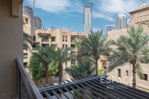 Appartement te koop in Downtown Dubai (Downtown Burj Dubai), Dubai, VAE 2 slaapkamers, 126 vr.m., nr 649806 - foto 14