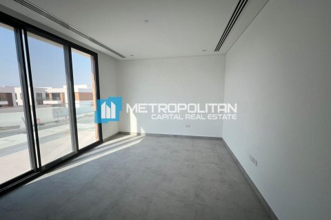 Müüa villa on the Saadiyat Island, Abu Dhabi, AÜE: 4 magamistoaga, 629.3 m² Nr 685784 - pilt 8