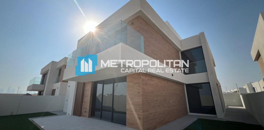 Villa on the Saadiyat Island, Abu Dhabi, AÜE: 4 magamistoaga, 629.3 m² Nr 685784