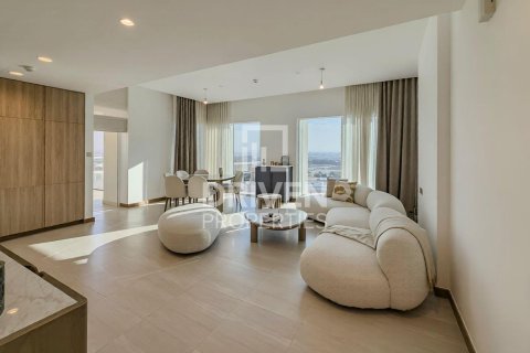 Apartment in Business Bay, Dubai, UAE 3 bedrooms, 175.87 sq.m. № 745266 - photo 5