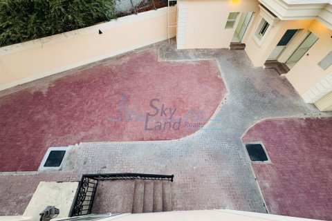 Βίλα σε Umm Suqeim, Dubai, ΗΑΕ 5 υπνοδωμάτια, 464.5 τ.μ. Αρ. 652681 - φωτογραφία 36