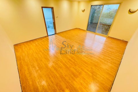 Βίλα σε Umm Suqeim, Dubai, ΗΑΕ 5 υπνοδωμάτια, 464.5 τ.μ. Αρ. 652681 - φωτογραφία 37