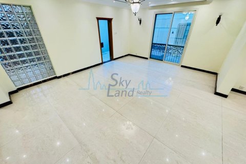 Βίλα σε Umm Suqeim, Dubai, ΗΑΕ 5 υπνοδωμάτια, 464.5 τ.μ. Αρ. 652681 - φωτογραφία 5