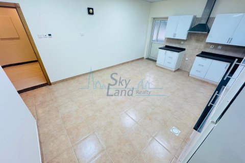 Βίλα σε Umm Suqeim, Dubai, ΗΑΕ 5 υπνοδωμάτια, 464.5 τ.μ. Αρ. 652681 - φωτογραφία 16