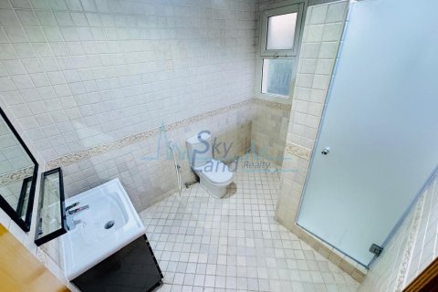 Βίλα σε Umm Suqeim, Dubai, ΗΑΕ 5 υπνοδωμάτια, 464.5 τ.μ. Αρ. 652681 - φωτογραφία 25