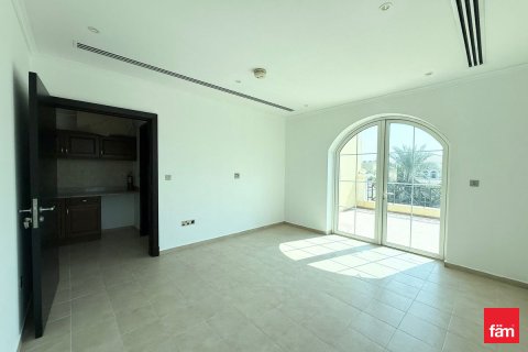 Vila u gradu Jumeirah Park, Dubai, UAE 4 spavaće sobe, 738.1 m2 Br. 699924 - Slika 14