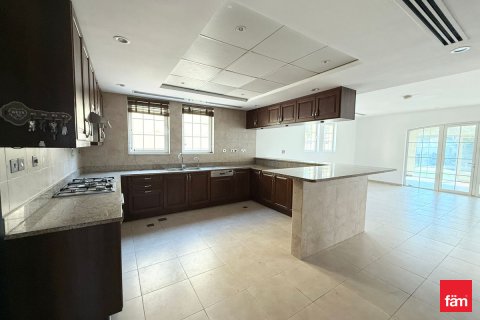 Vila u gradu Jumeirah Park, Dubai, UAE 4 spavaće sobe, 738.1 m2 Br. 699924 - Slika 8