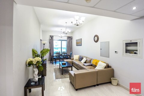 Apartman u gradu Business Bay, Dubai, UAE 4 spavaće sobe, 201.8 m2 Br. 699927 - Slika 2