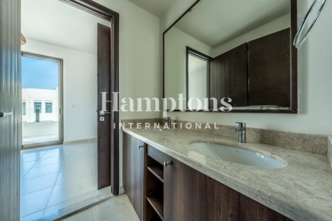 Arabian Ranches, Dubai, संयुक्त अरब अमीरात में टाउनहाउस, 3 बेडरूम, 326.99 वर्ग मीटर, संख्या 662130 - फ़ोटो 20