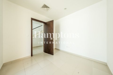 Arabian Ranches, Dubai, संयुक्त अरब अमीरात में टाउनहाउस, 3 बेडरूम, 326.99 वर्ग मीटर, संख्या 662130 - फ़ोटो 2