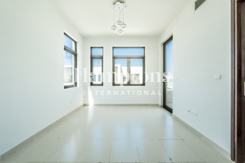 Arabian Ranches, Dubai, संयुक्त अरब अमीरात में टाउनहाउस, 3 बेडरूम, 326.99 वर्ग मीटर, संख्या 662130 - फ़ोटो 19