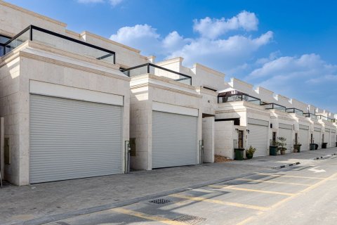 Al Furjan、Dubai、UAEにある開発プロジェクト BNH VILLAS No243408