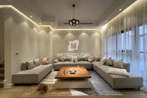 阿联酋 Dubai Jumeirah Village Circle 待售 : 4 卧, 338 平方米 , 编号663209 - 照片 1