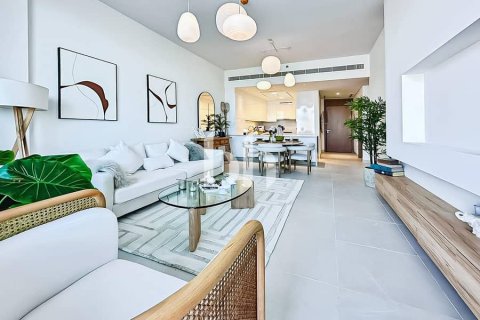 Apartment in Al Wasl, Dubai, UAE 2 bedrooms, 145 sq.m. № 642842 - photo 1