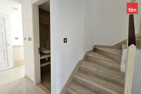 Villetta a schiera in affitto a Dubai, EAU 2 camere da letto, 212.4 mq. № 714954 - foto 16