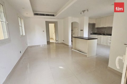 Villetta a schiera in affitto a Dubai, EAU 2 camere da letto, 212.4 mq. № 714954 - foto 3