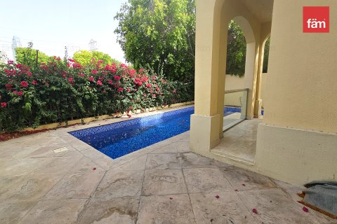 Villetta a schiera in affitto a Dubai, EAU 2 camere da letto, 212.4 mq. № 714954 - foto 24