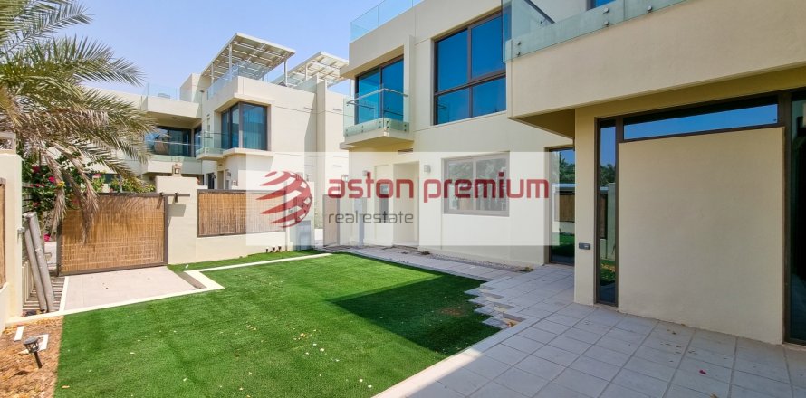 The Sustainable City、Dubai、UAEにあるヴィラ 4ベッドルーム、353 m2 No677147