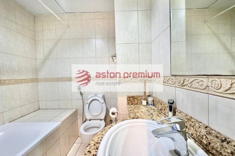 Apartmen di Dubai Marina, UAE 1 bilik tidur, 80 meter persegi № 677146 - foto 13