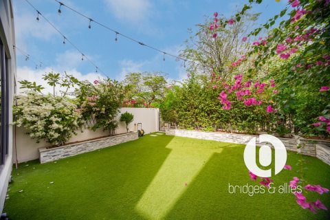Villa til salg i Dubai Hills Estate, Dubai, UAE 3 soveværelser, 212 kvm № 719372 - foto 3
