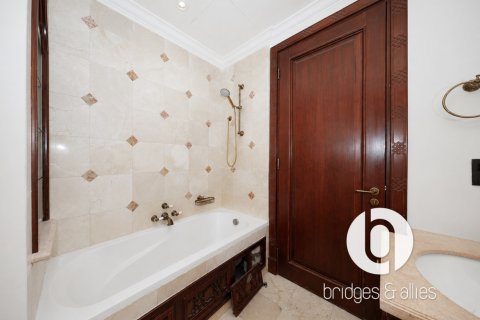 Byt v Old Town, Dubai, SAE 4 ložnice, 289 m² Č.: 719369 - fotografie 28
