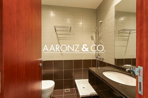 Apartament de închiriat în Dubai Marina, Dubai, EAU 2 dormitoare, 119 mp. №689599 - poză 13