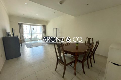 Appartamento in affitto a Dubai Marina, Dubai, EAU 2 camere da letto, 119 mq. № 689599 - foto 2