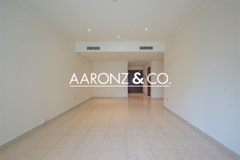 Apartament de închiriat în Dubai Marina, Dubai, EAU 2 dormitoare, 119 mp. №689599 - poză 2