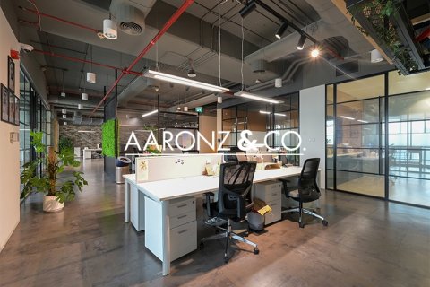Oficiu de închiriat în Dubai Marina, Dubai, EAU 367 mp.  №689603 - poză 8