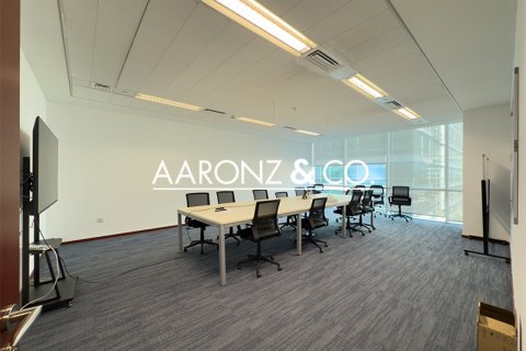 Ured u gradu Sheikh Zayed Road, Dubai, UAE 557 m2 Br. 689602 - Slika 4