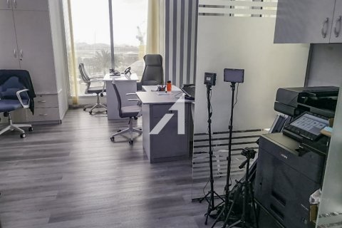 Escritório para arrendamento em Dubai, EAU 115 m2 № 633371 - foto 5