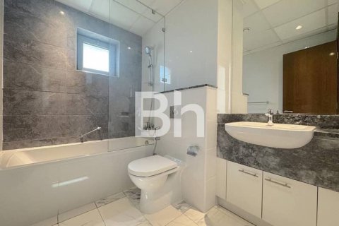 Apartmen di Business Bay, Dubai, UAE 2 bilik tidur, 140 meter persegi № 643809 - foto 16