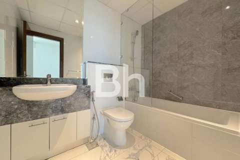 Apartmen di Business Bay, Dubai, UAE 2 bilik tidur, 140 meter persegi № 643809 - foto 13