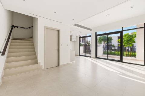 Σπίτι σε Arabian Ranches 3, Dubai, ΗΑΕ 3 υπνοδωμάτια, 201.2 τ.μ. Αρ. 749227 - φωτογραφία 2