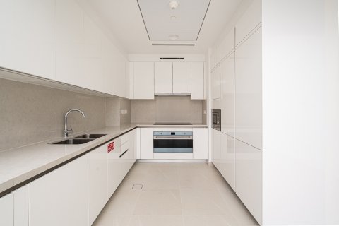 Apartment til salg i Dubai, UAE 2 soveværelser, 149.94 kvm № 749225 - foto 6