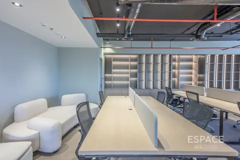 دفتر برای فروش در  Jumeirah Lake Towers، Dubai، امارات متحده عربی  157 متر مربع ، شماره 659868 - تصویر 13