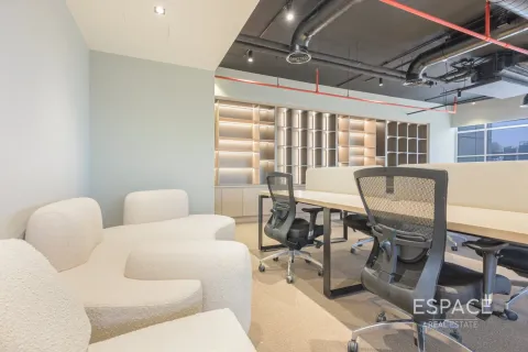 دفتر برای فروش در  Jumeirah Lake Towers، Dubai، امارات متحده عربی  157 متر مربع ، شماره 659868 - تصویر 17