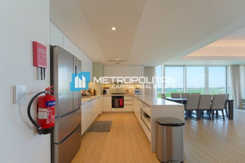 Lägenhet till försäljning i Yas Island, Abu Dhabi, UAE 3 sovrum, 202.8 kvm Nr. 652479 - fotografi 3
