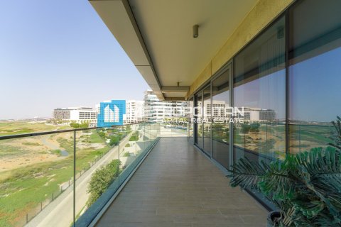 Huoneisto Yas Island, Abu Dhabi, Arabiemiraatit 3 makuuhuonetta, 202.8 m2 № 652480 - kuva 20