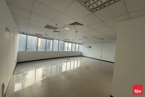 Office in Business Bay, Dubai, UAE 87.4 sq.m. № 706099 - photo 11