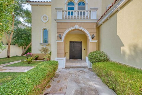 Willa do wynajęcia w Jumeirah Park, Dubai, ZEA 3 sypialnie, 806 mkw., nr 642095 - zdjęcie 5