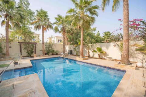 Willa do wynajęcia w Jumeirah Park, Dubai, ZEA 3 sypialnie, 806 mkw., nr 642095 - zdjęcie 28