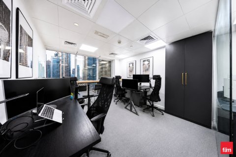 Office in Dubai, UAE 102 sq.m. № 678930 - photo 7