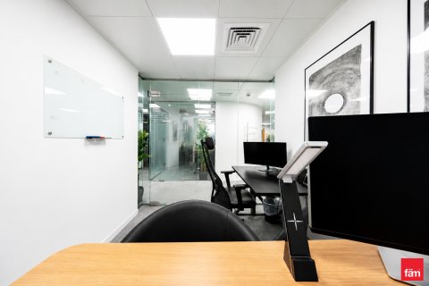 Office in Dubai, UAE 102 sq.m. № 678930 - photo 8