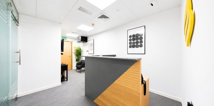 Office in Dubai, UAE 102 sq.m. № 678930