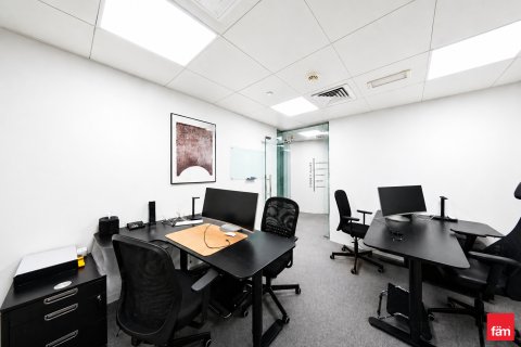 Office in Dubai, UAE 102 sq.m. № 678930 - photo 9