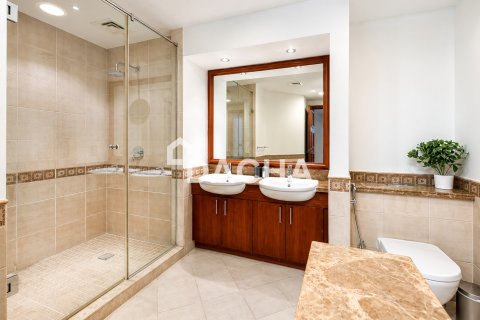 Apartemen di Palm Jumeirah, Dubai, UEA 1 kamar tidur, 121 m2 nomor 740575 - foto 12