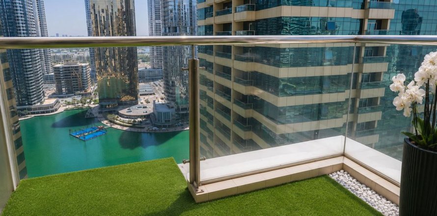 Korter asukohaga Dubai, AÜE: 2 magamistoaga, 97.5 m² Nr 712787